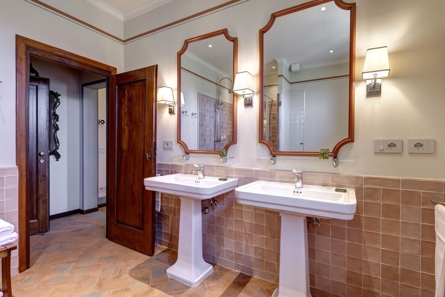 Villa Conca d'Oro Panzano in Chianti Villa Le Barone Hotel bathroom